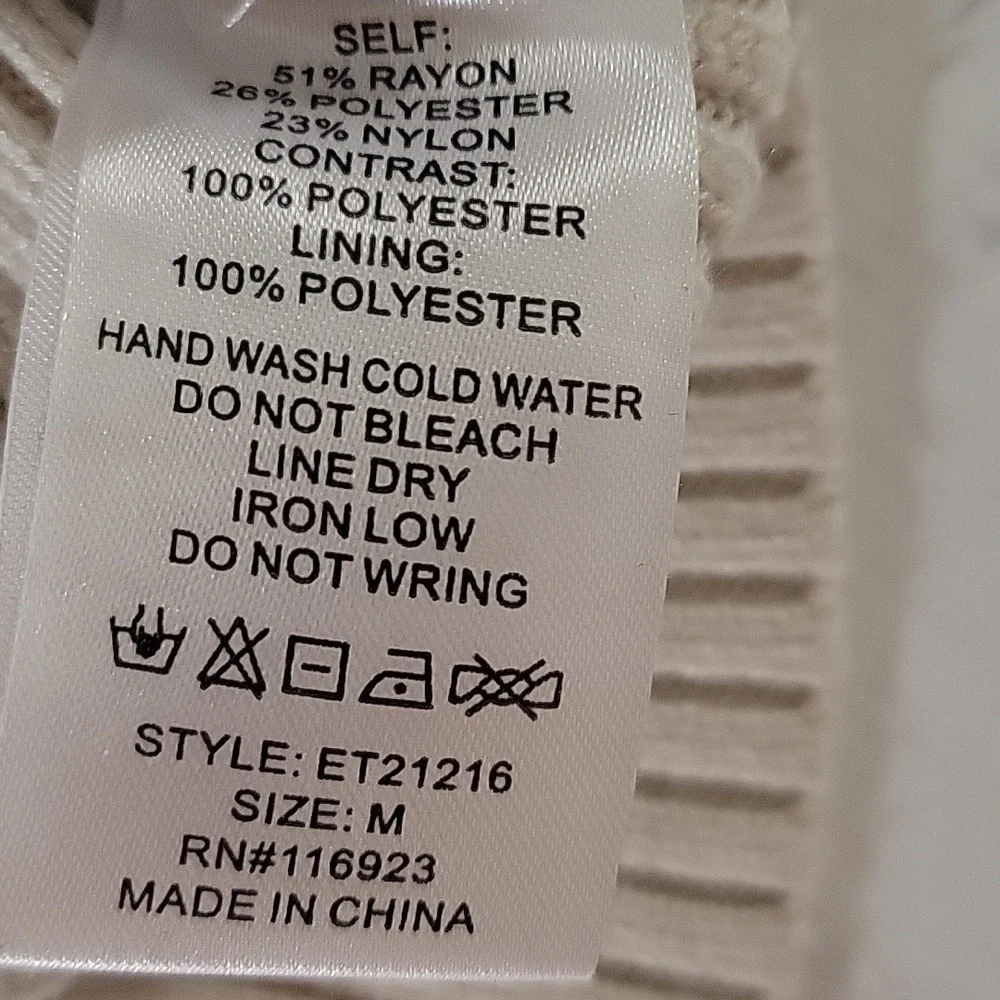 NWOT Easel Medium Cream Ribbed Crewneck Sweater with Plush Cuff Detail - Picture 4 of 7